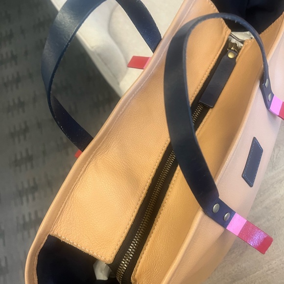 Butterscotch Bobbi by Parker Thatch - Picture 7 of 16